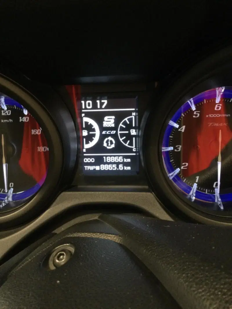 Yamaha T-Max 560 (2022 - 24) (3)