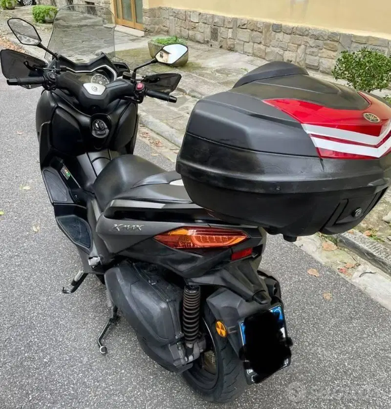Yamaha X-Max 300 ABS (2017 - 20) (4)