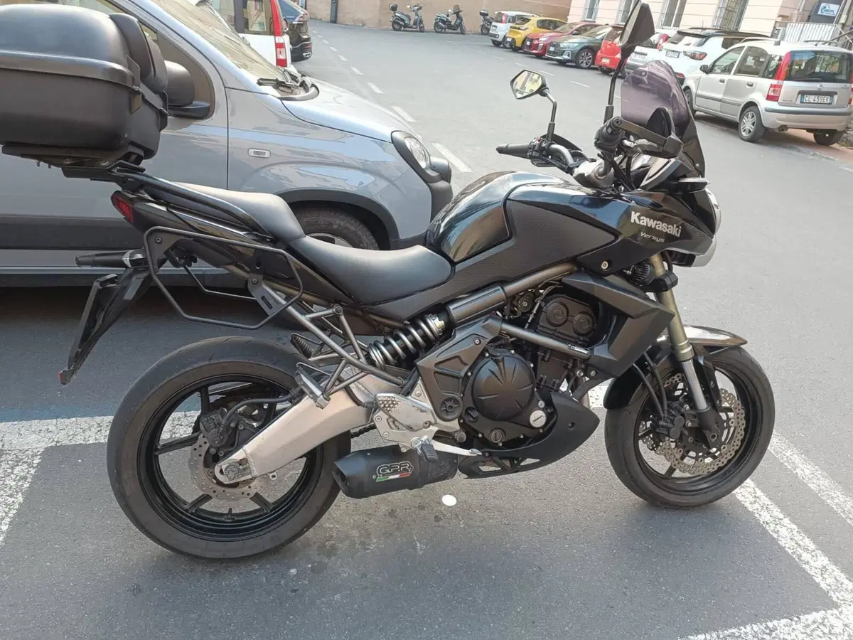 Kawasaki Versys 650 (2010 - 13) (2)