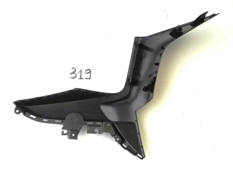 Carena copriscocca anter. dx Yamaha X-Max 125/250/ (2)