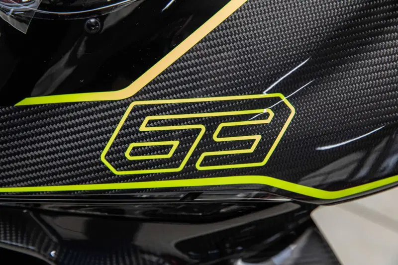 Ducati Panigale V4 Lamborghini (2026) (18)