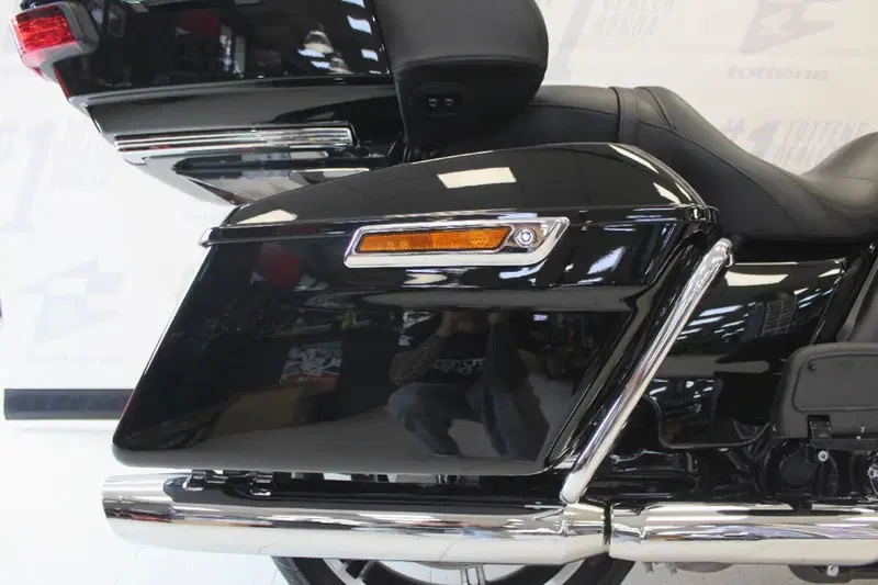 Harley-Davidson 114 Electra Glide Ultra Limited (2021 - 22) - FLHTK (6)