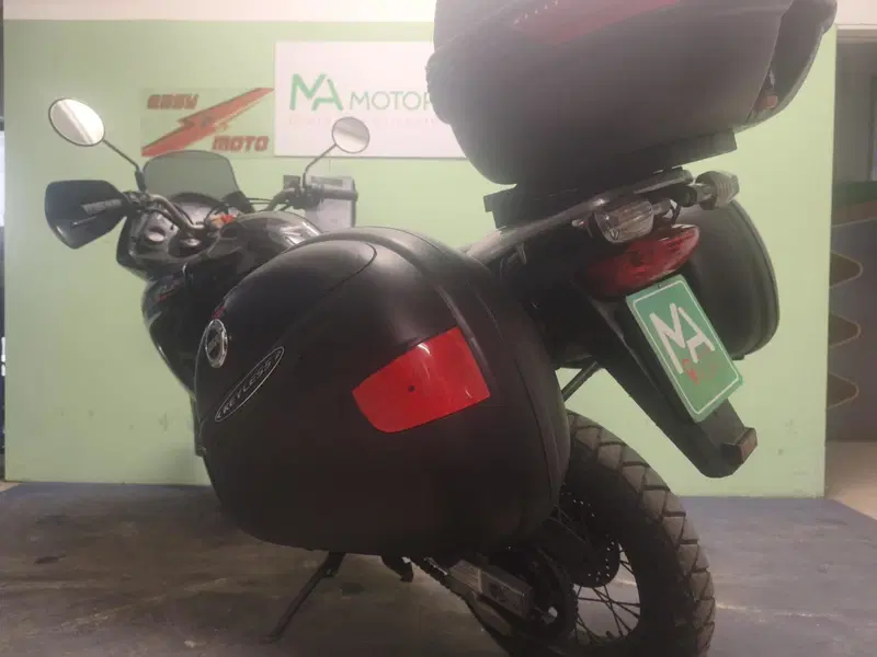Honda Transalp XL 650V (2005 - 06) (3)