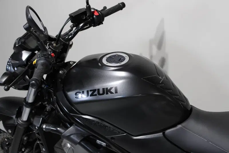 Suzuki SV 650 (2016 - 20) (5)
