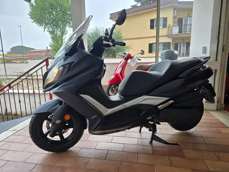 Kymco Downtown 350i TCS (2021 - 25) (4)