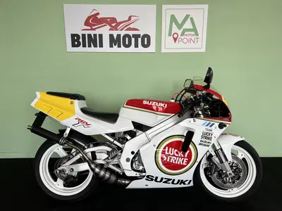 Suzuki RGV 250 (1989 - 97) usata