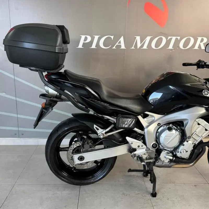 Yamaha FZ6 S2 (2007 - 11) (2)