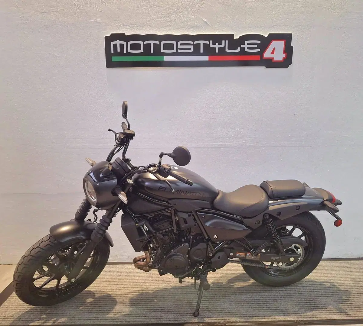 Kawasaki Eliminator 500 SE (2024 - 26) (2)