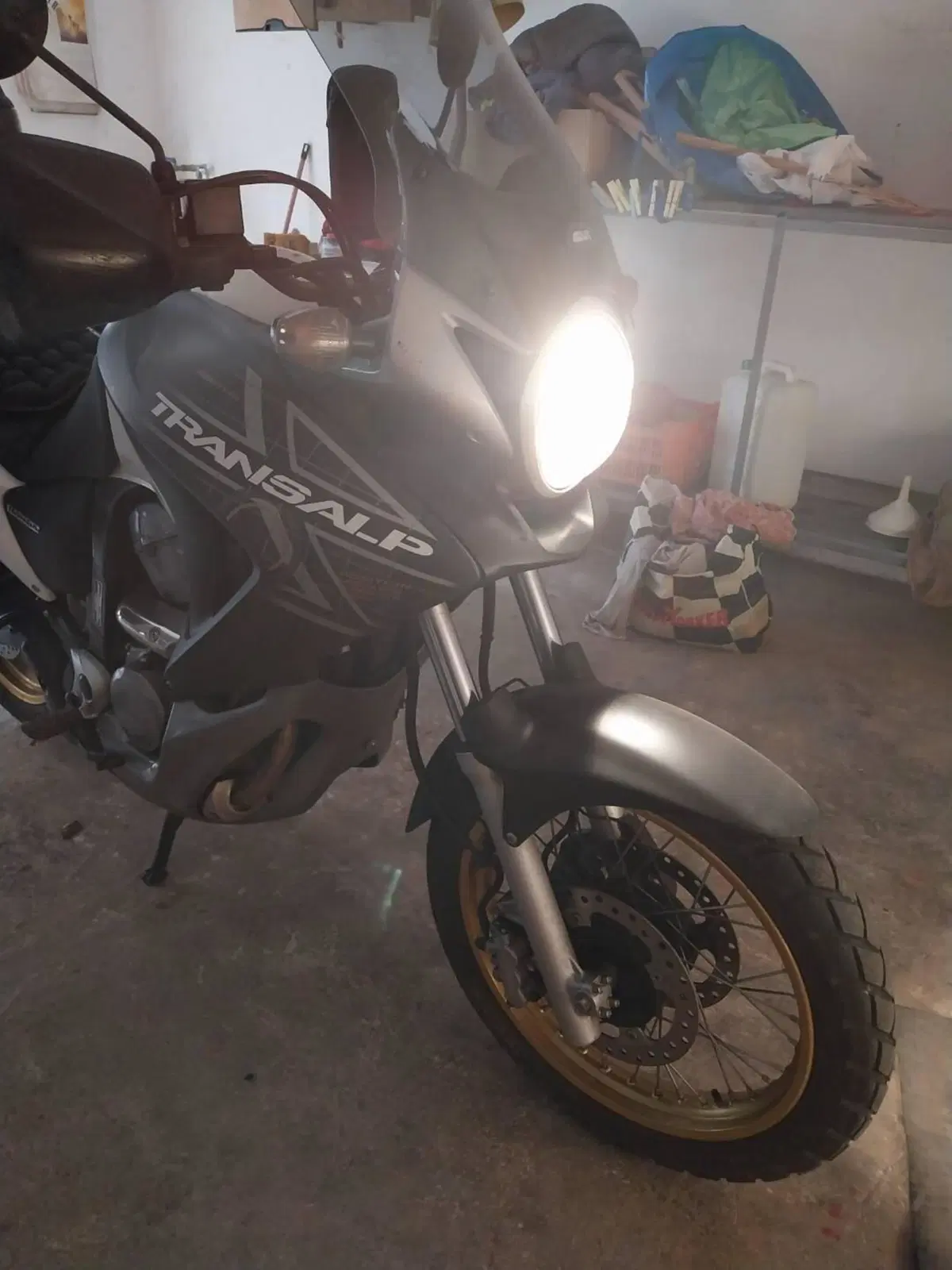 Honda Transalp XL 700 V ABS (2007 - 2013) (4)
