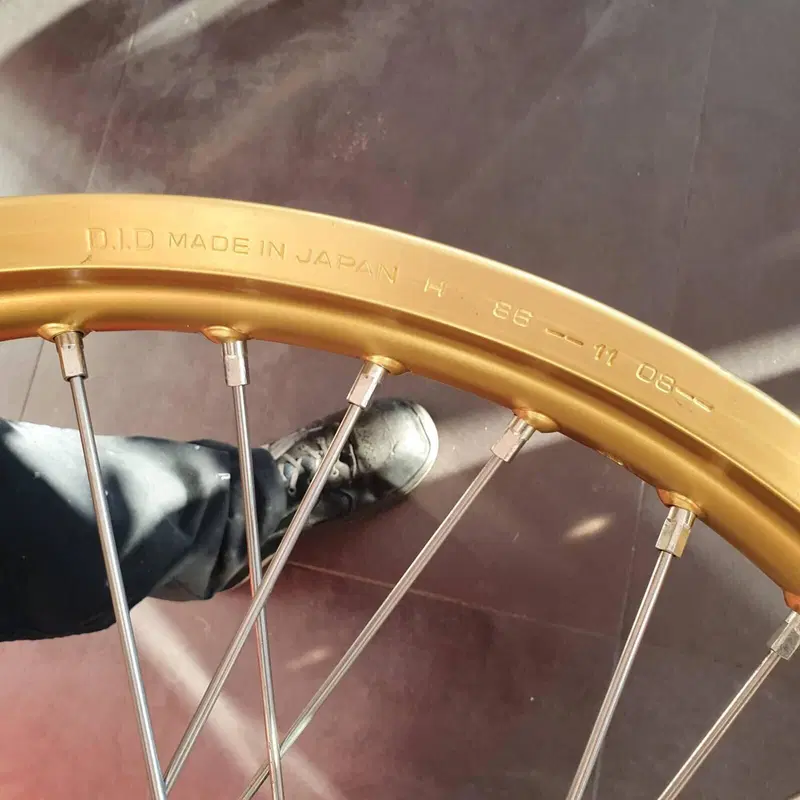 Cerchio anteriore Honda Africa Twin CRF1000 2016-2 (5)