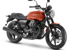 Moto Guzzi V7 III Stone S (2020) usata
