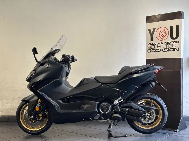 Yamaha T-Max 560 Tech Max (2022 - 24) (2)