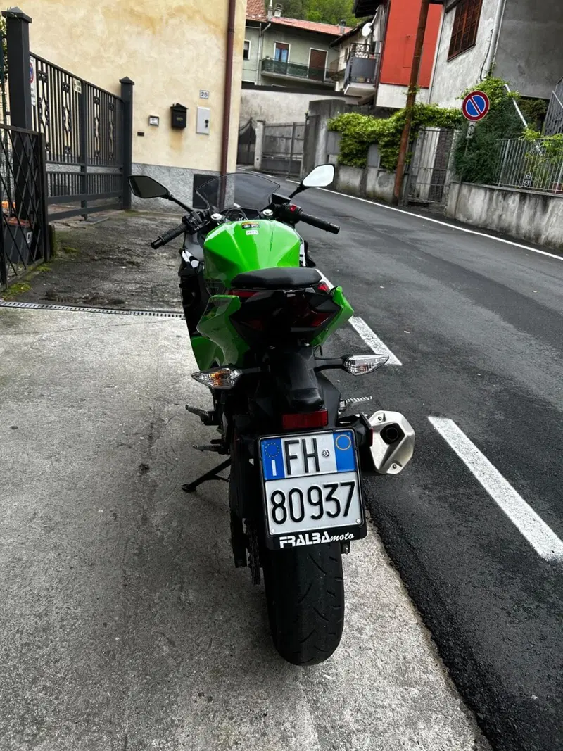 Kawasaki Ninja 400 (2023) (4)