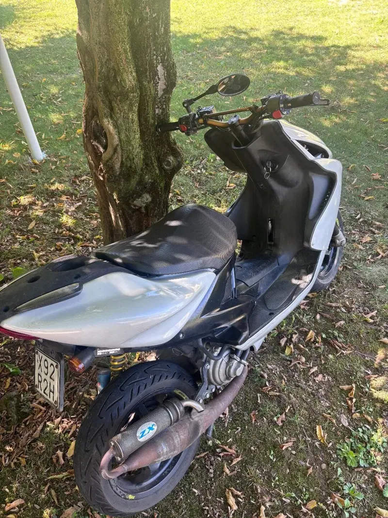 Yamaha Aerox 50 (1999 - 07) (3)