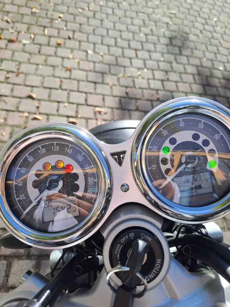 Triumph Speed Twin 1200 (2021 - 24) (6)