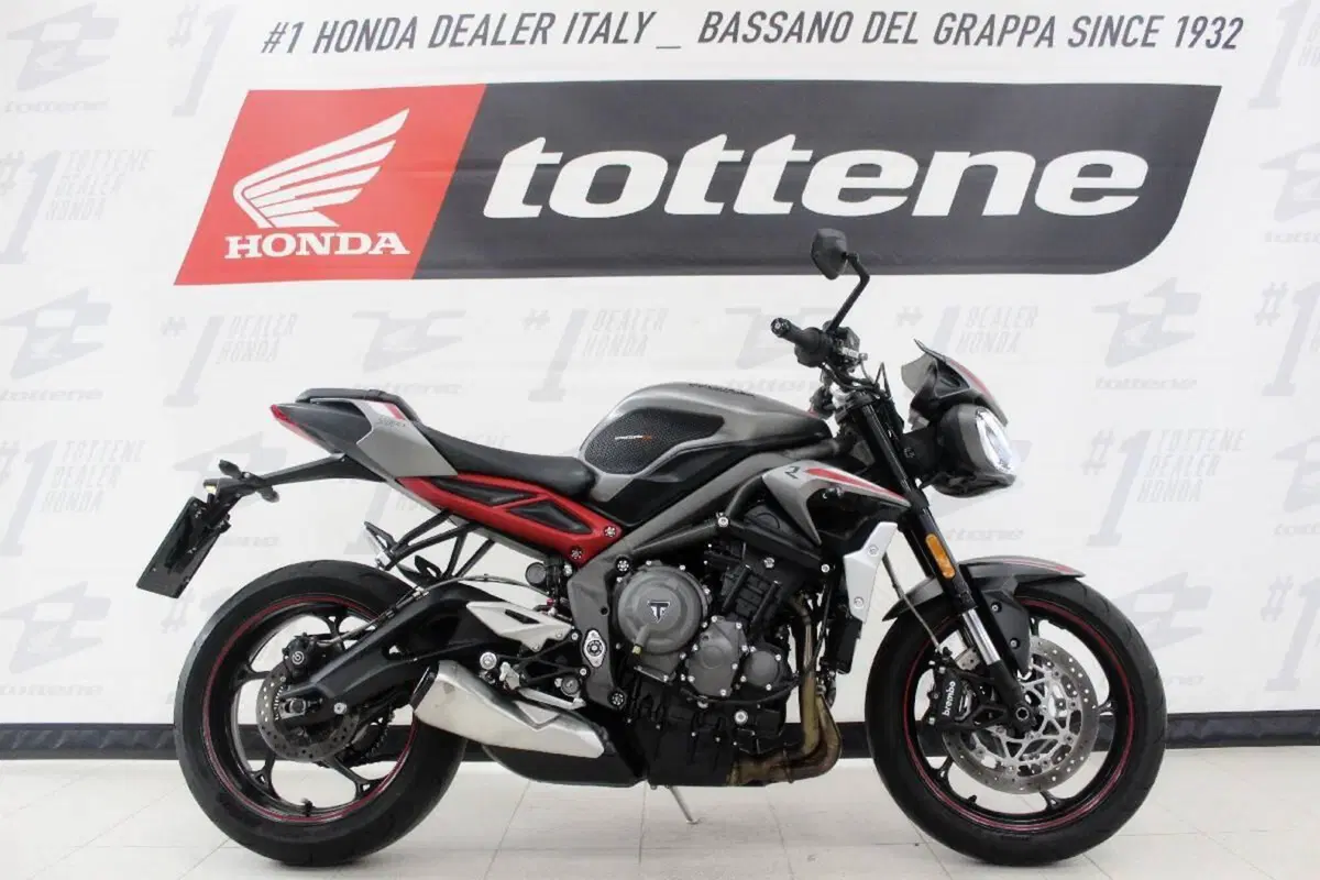Triumph Street Triple R (2020 - 22)
