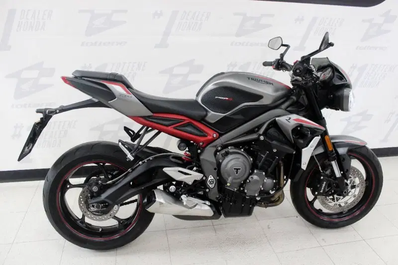 Triumph Street Triple R (2020 - 22) (2)