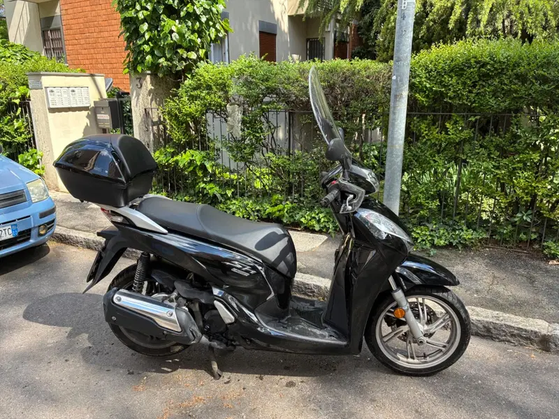 Honda SH 300 i ABS (2016 - 20) (4)