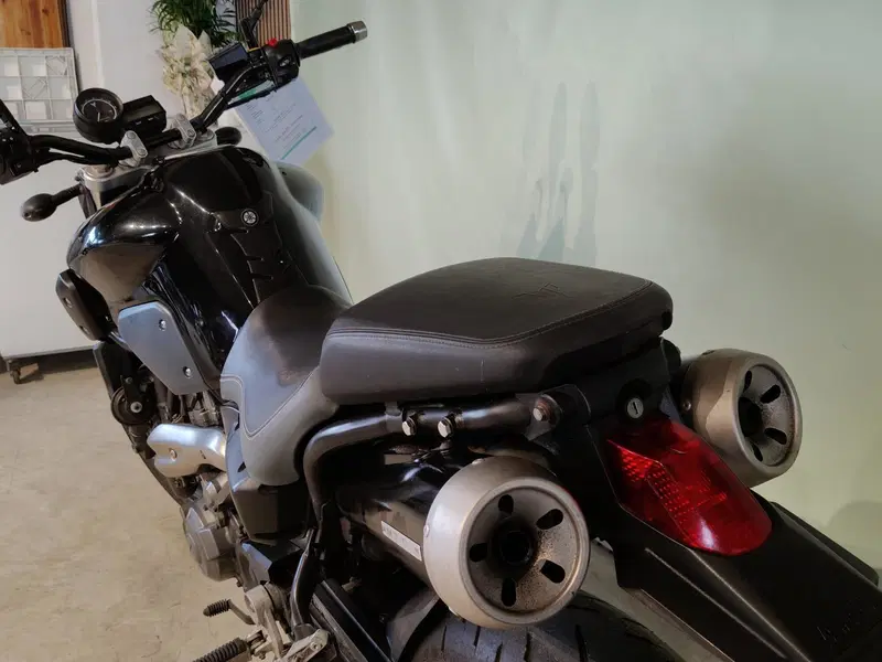 Yamaha MT-03 (2006 - 14) (4)