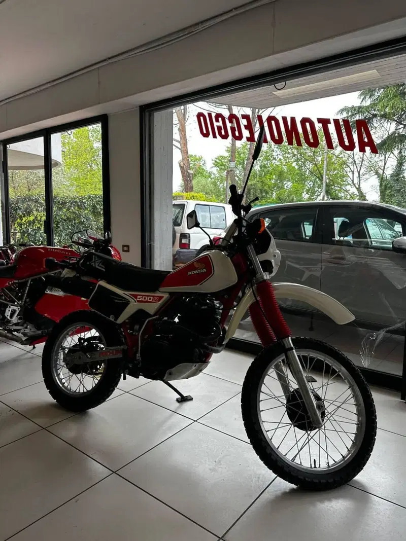 Honda XL 500 R (6)