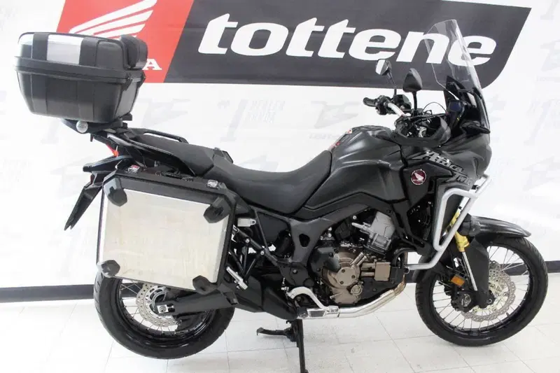 Honda Africa Twin CRF 1000L DCT ABS Travel Edition (2016 - 17) (2)