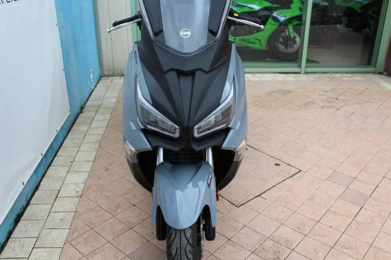 Sym Joymax 300 Z+ (2021 - 24) (5)