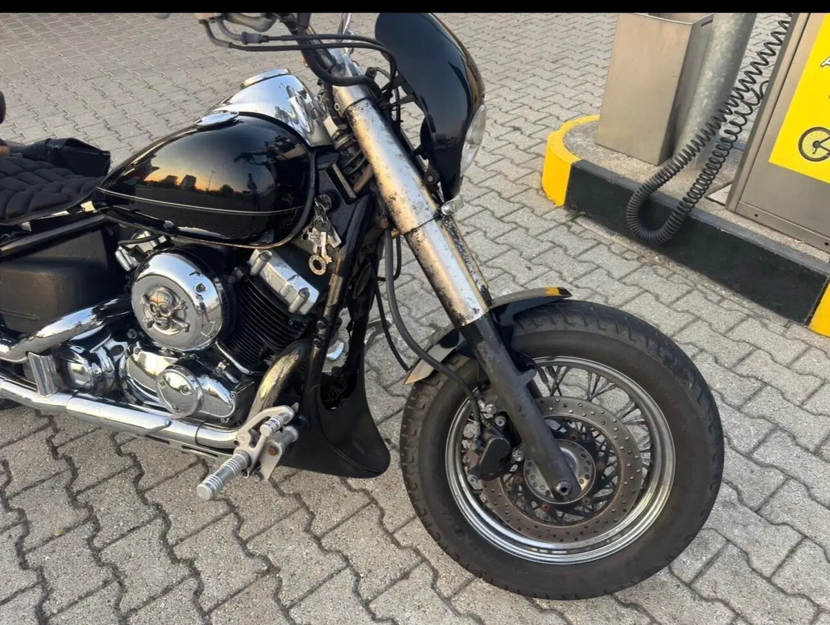 Yamaha XVS 650 Drag Star A Classic (1998 - 06) (2)