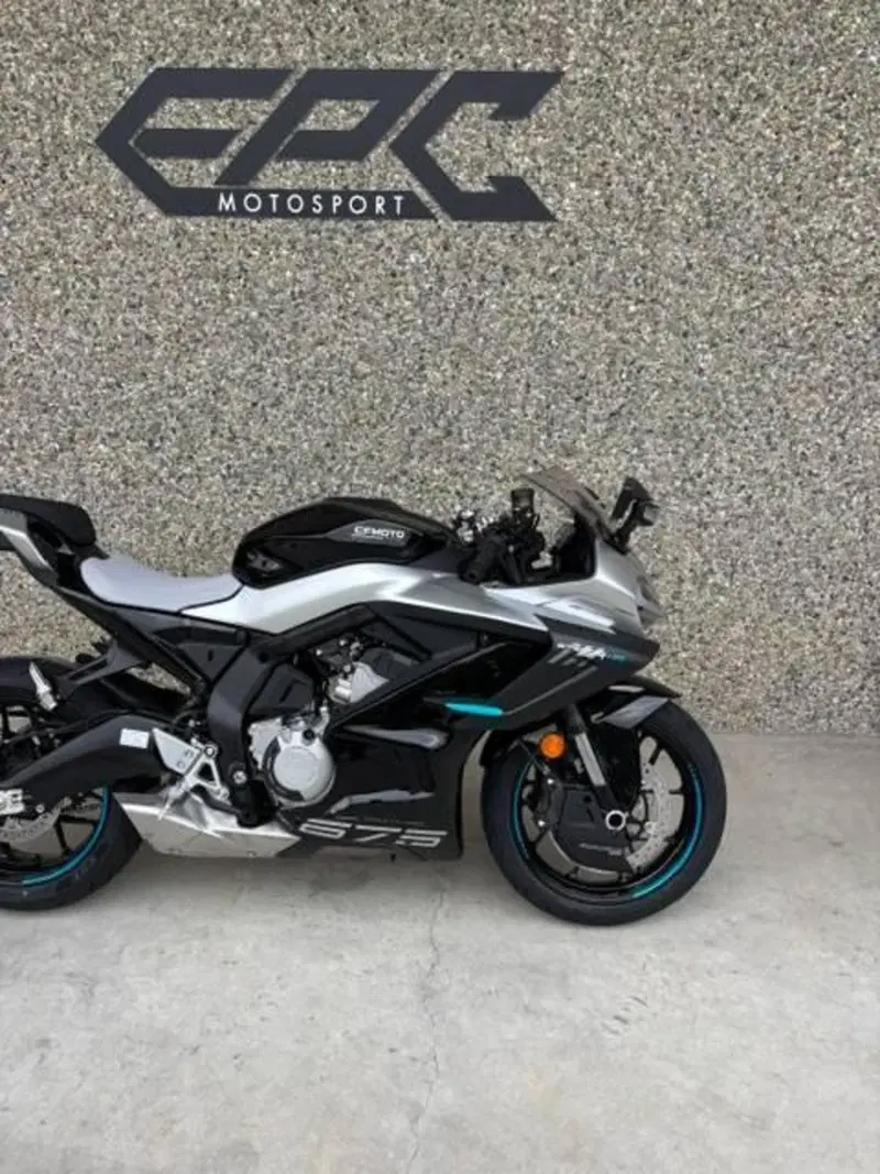 CFMOTO 675SR-R (2025 - 26) (9)