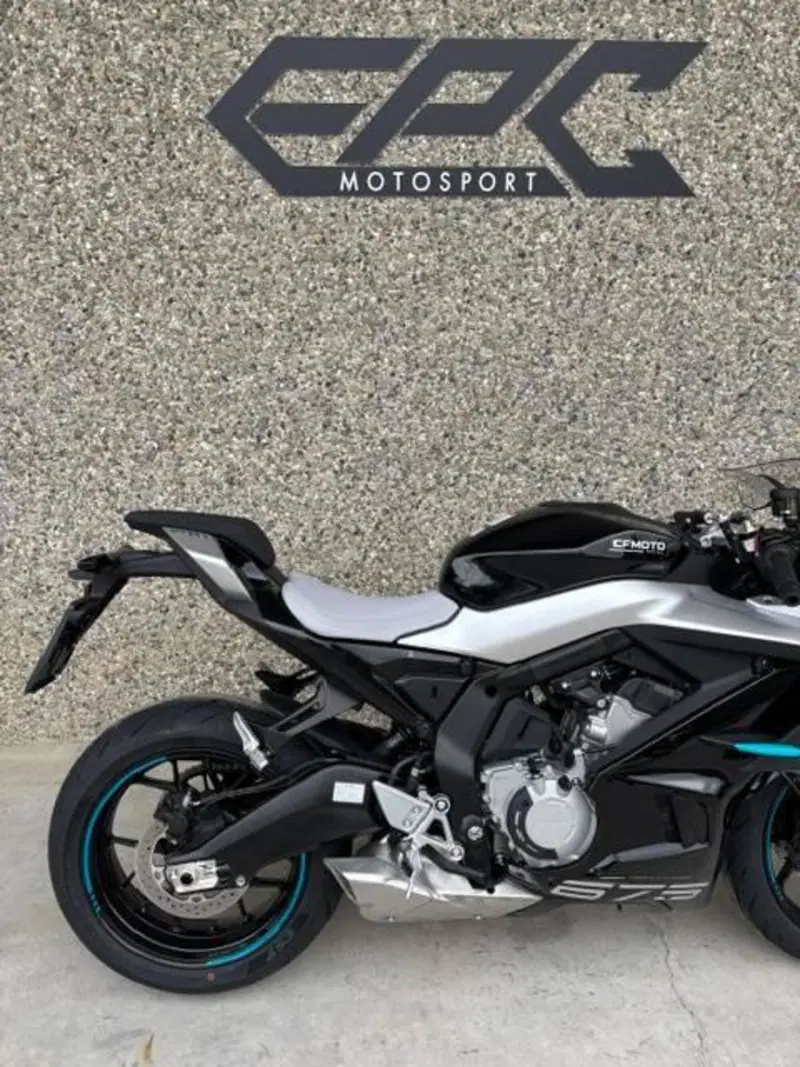 CFMOTO 675SR-R (2025 - 26) (10)