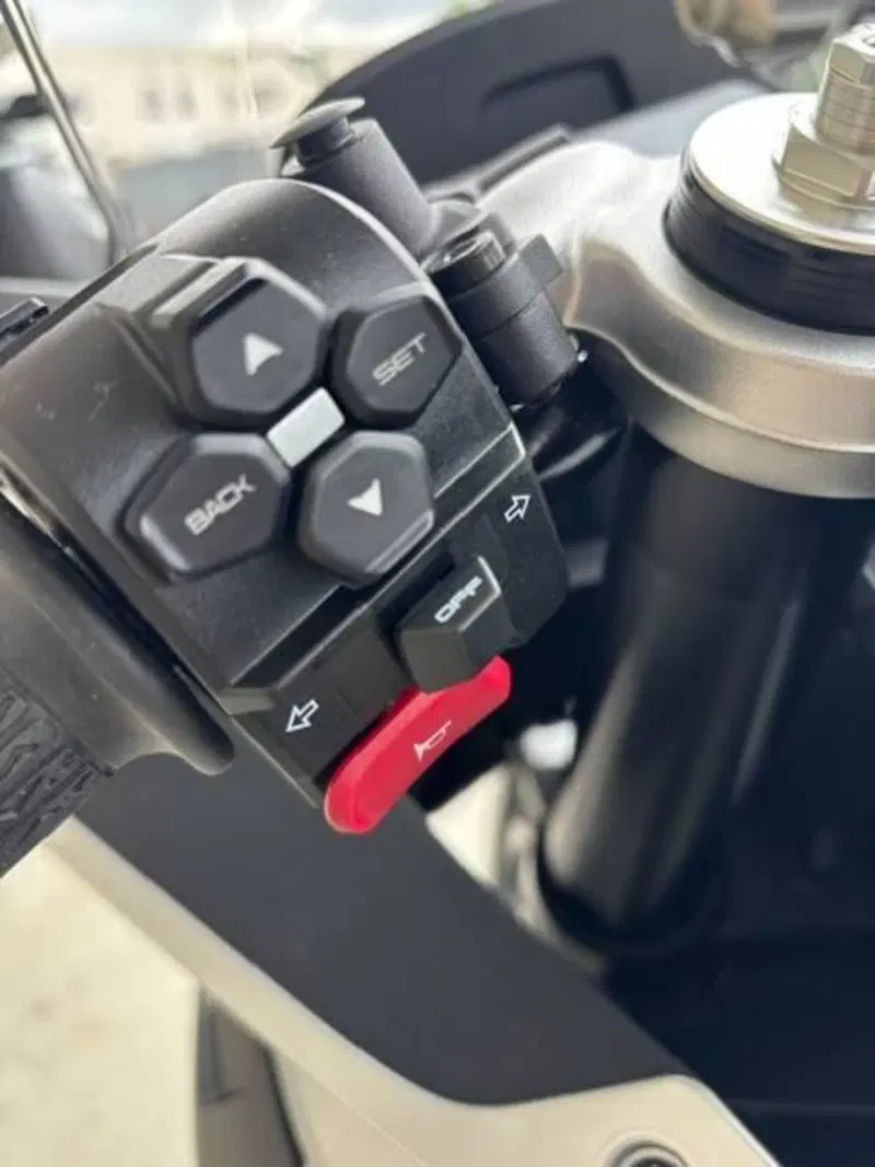CFMOTO 675SR-R (2025 - 26) (15)