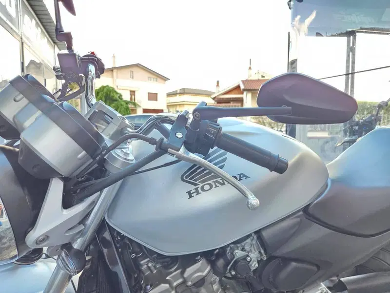 Honda Hornet 600 (2003 - 04) (9)