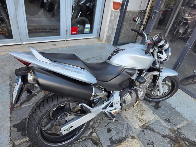 Honda Hornet 600 (2003 - 04) (10)