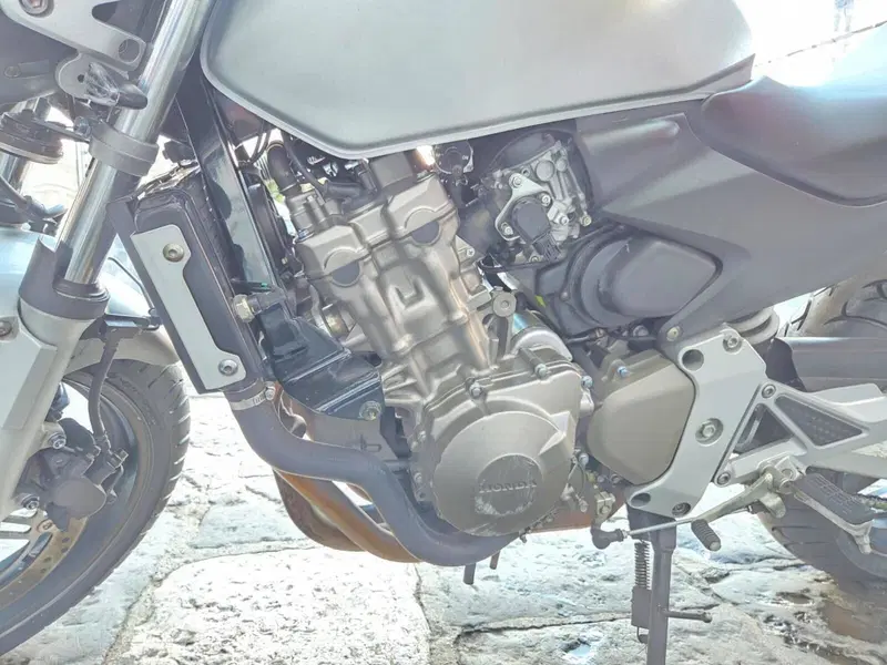 Honda Hornet 600 (2003 - 04) (12)
