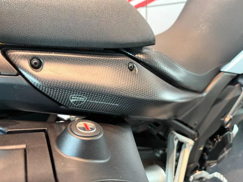 Ducati Multistrada 1200 S Touring (2010 - 12) (6)
