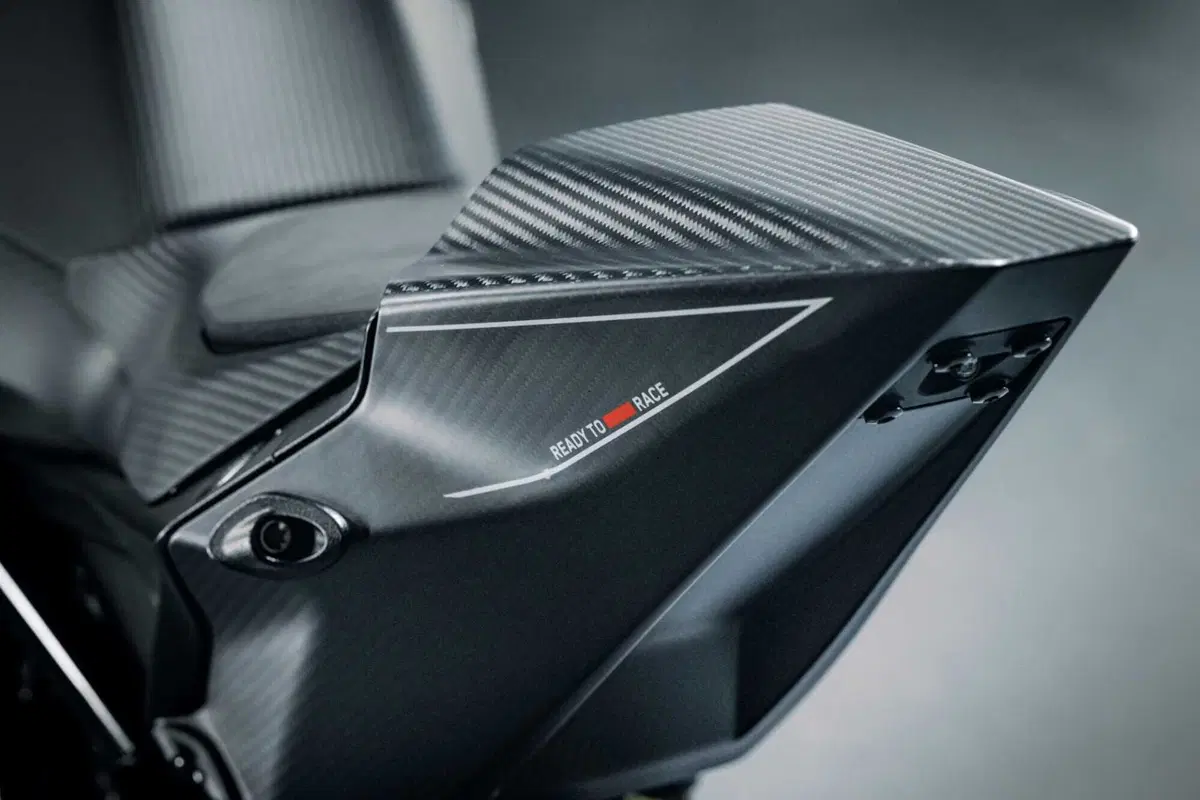 KTM 1390 Super Duke RR Track 2026: l'assalto definitivo alla pista (13)