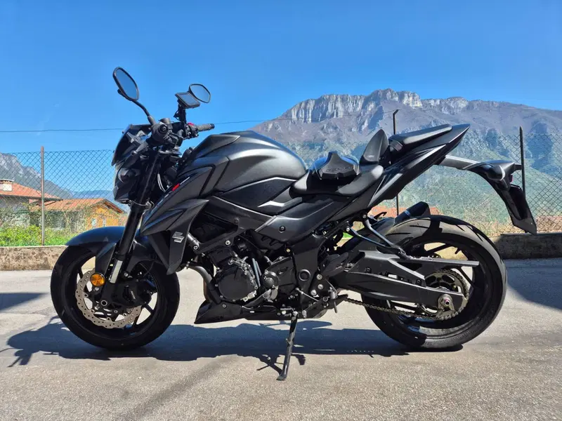Suzuki GSX S 750 Yugen (2018 - 20) (2)
