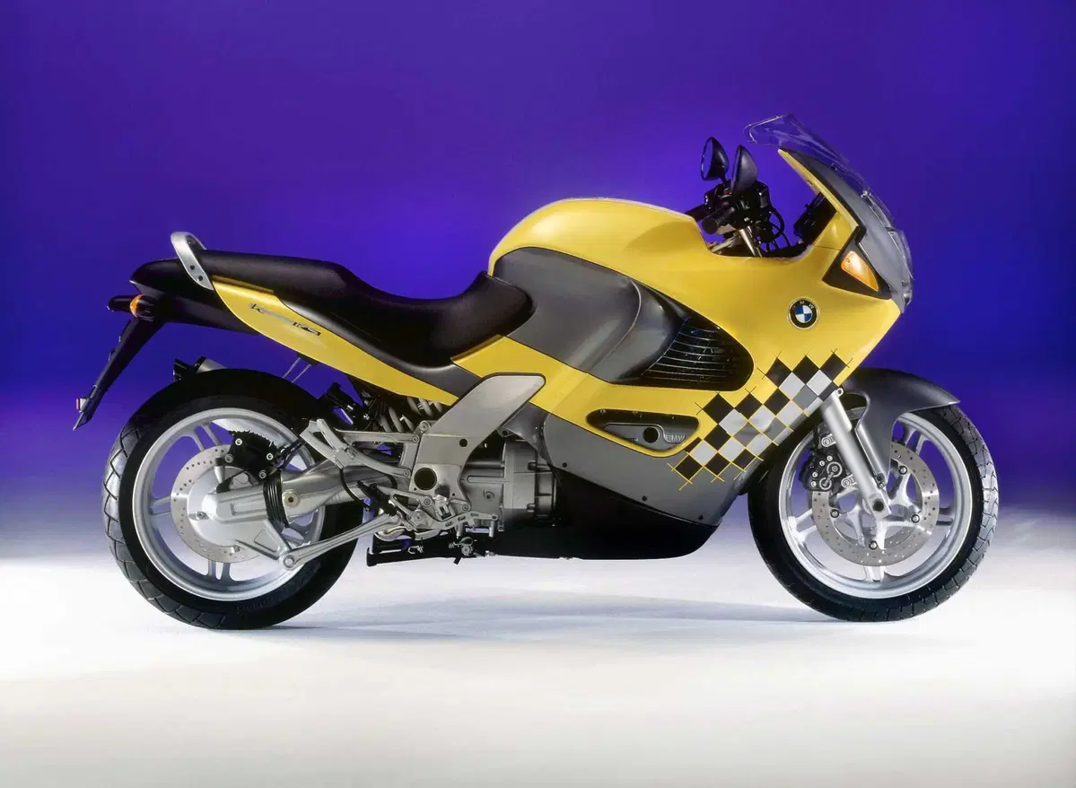 BMW Motorrad brinda ai 50 anni della RS: la pioniera delle sport tourer (17)