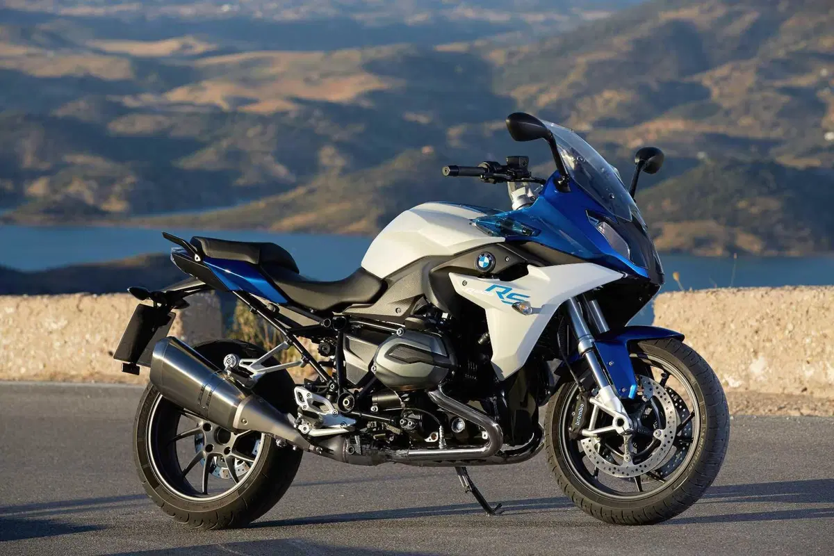 BMW Motorrad brinda ai 50 anni della RS: la pioniera delle sport tourer (22)