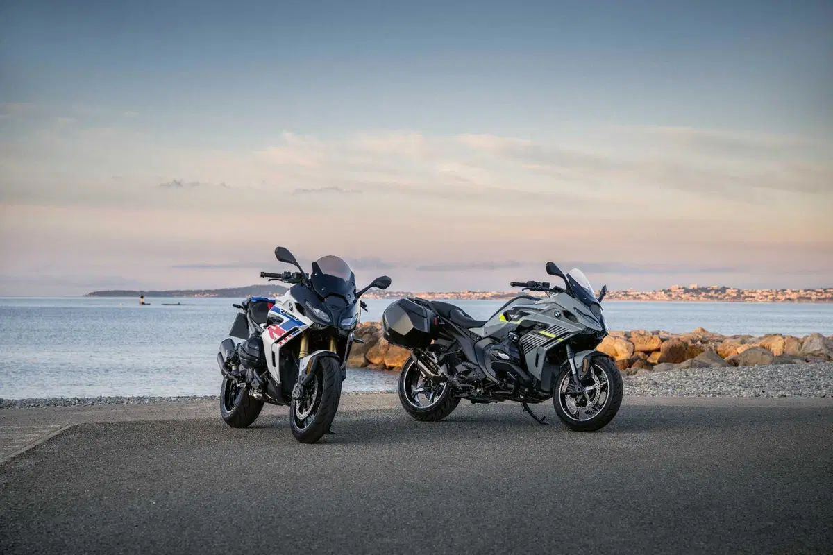 BMW Motorrad brinda ai 50 anni della RS: la pioniera delle sport tourer (23)