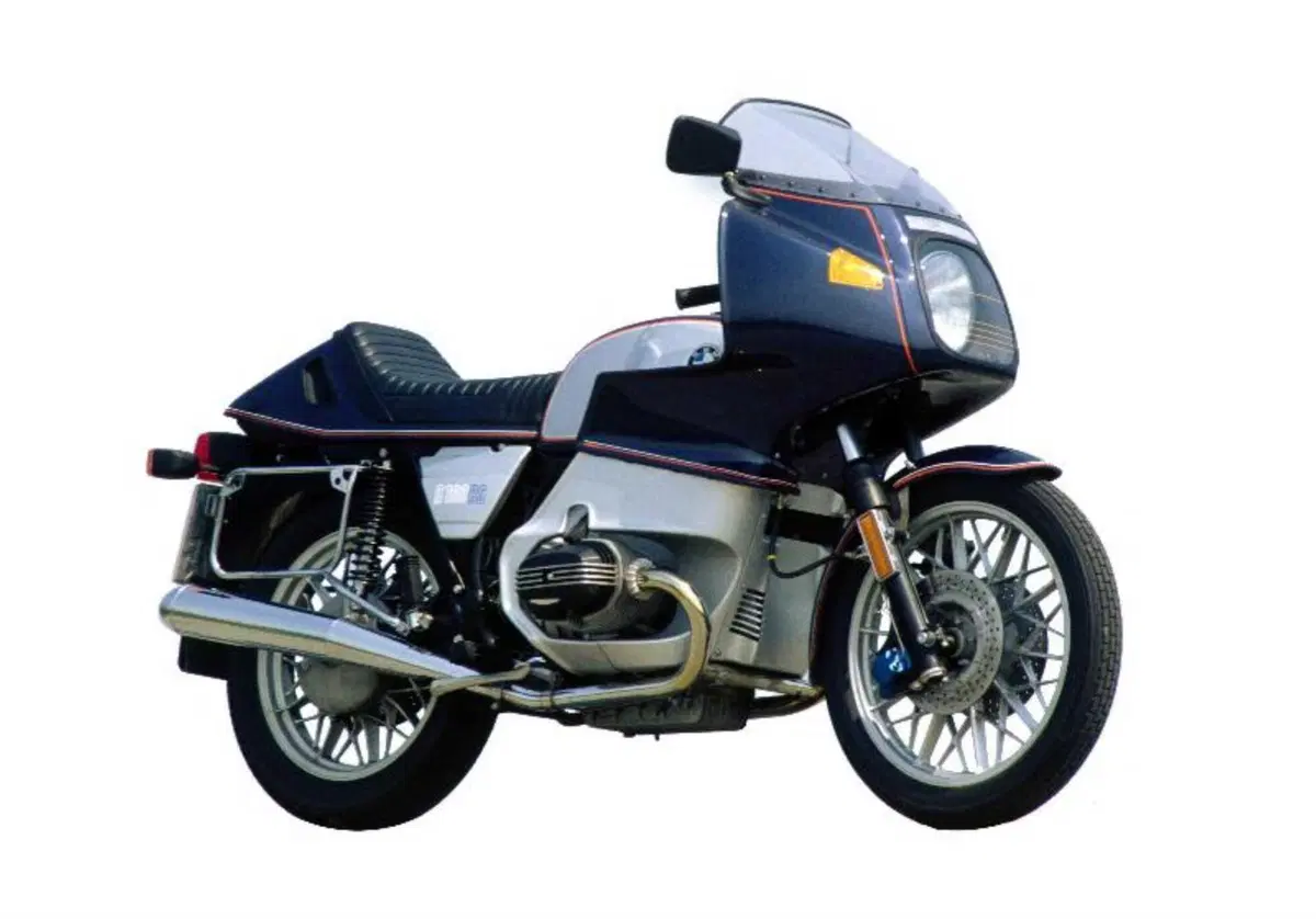 BMW Motorrad brinda ai 50 anni della RS: la pioniera delle sport tourer (25)
