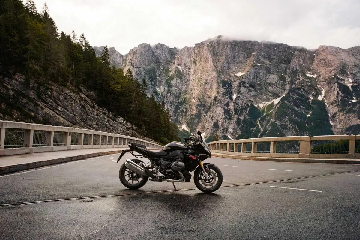 BMW Motorrad brinda ai 50 anni della RS: la pioniera delle sport tourer (27)