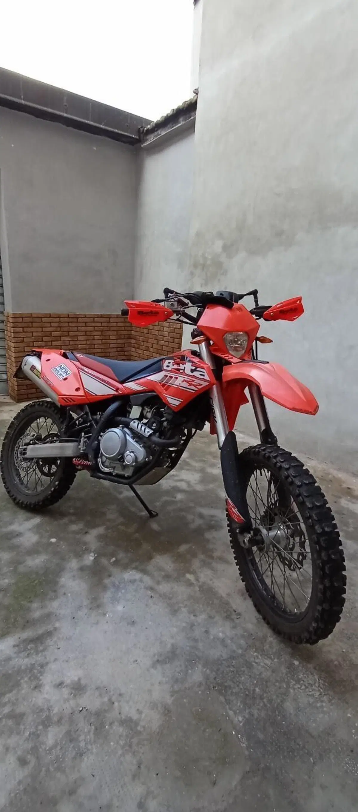 Betamotor RR 125 4T Enduro LC (2016 - 17) (7)