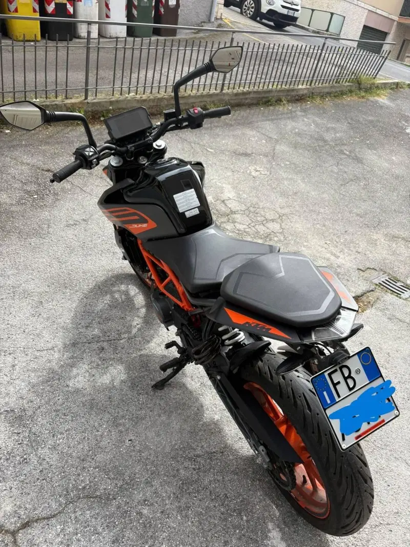 KTM 125 Duke (2021 - 23) (5)