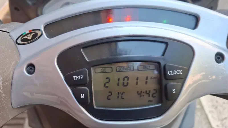 Piaggio X9 500 Evolution (3)