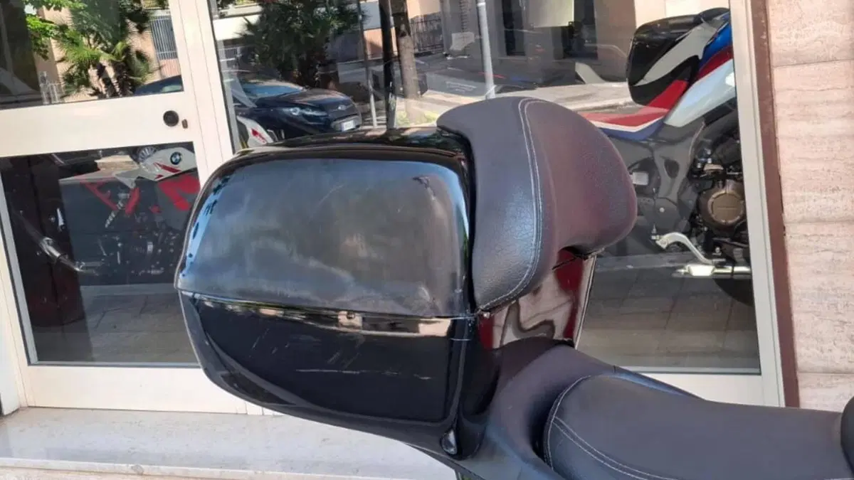 Piaggio X9 500 Evolution (4)