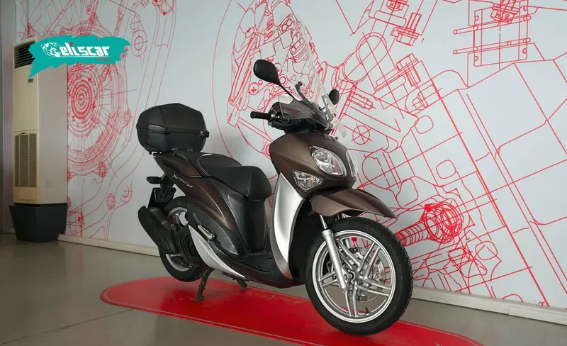 Yamaha Xenter 125 (2015 - 17) (2)