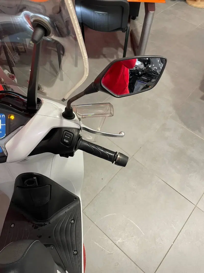 Honda SH 150i (2020 - 23) (15)