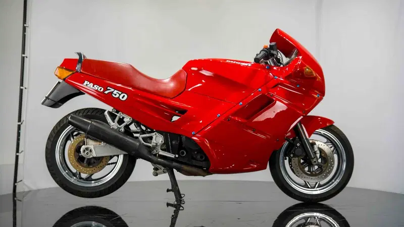 Ducati 750 Paso (1986 - 88) (6)