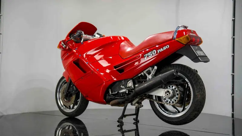 Ducati 750 Paso (1986 - 88) (9)
