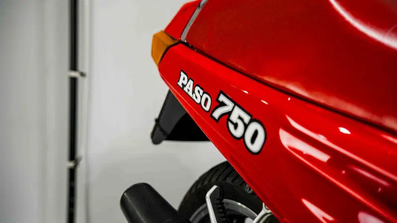 Ducati 750 Paso (1986 - 88) (11)